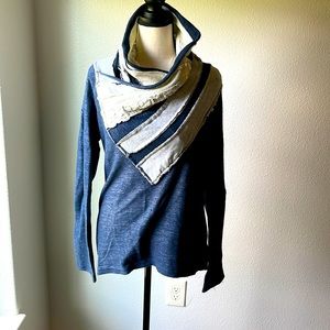 Cozy Desigual Cotton Sweatshirt w/Cowel Collar